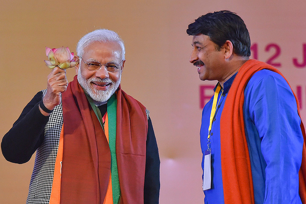 manoj tiwari with modi