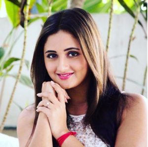 Rashami Desai Biography in Hindi