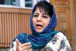 Mehbooba Mufti Biography Hindi