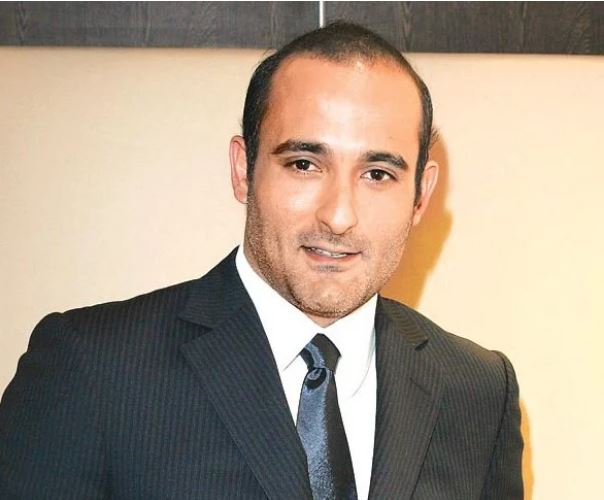 Akshaye Khanna Biography Hindi